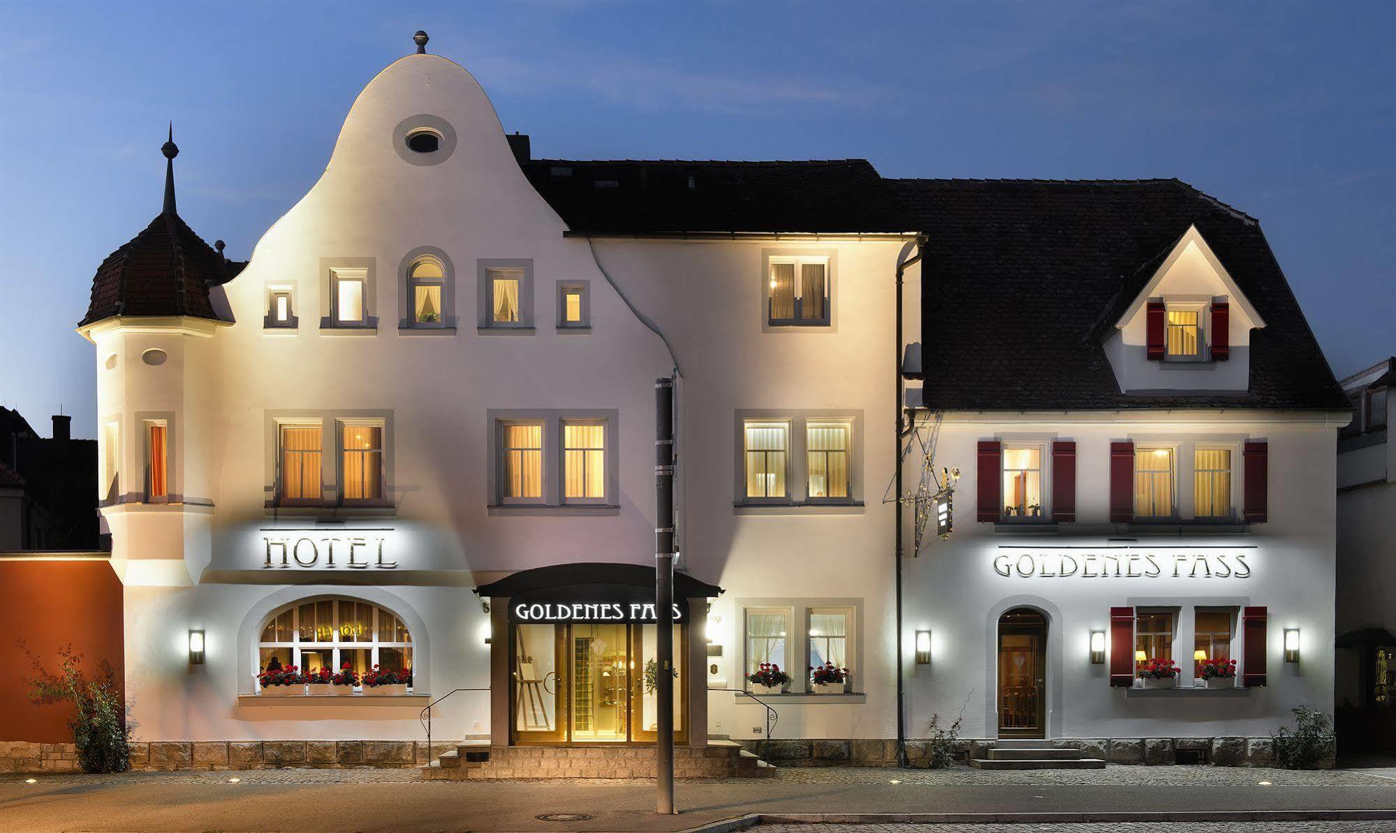 Hotel Goldenes Fass In Rothenburg Ob Der Tauber Exterior photo